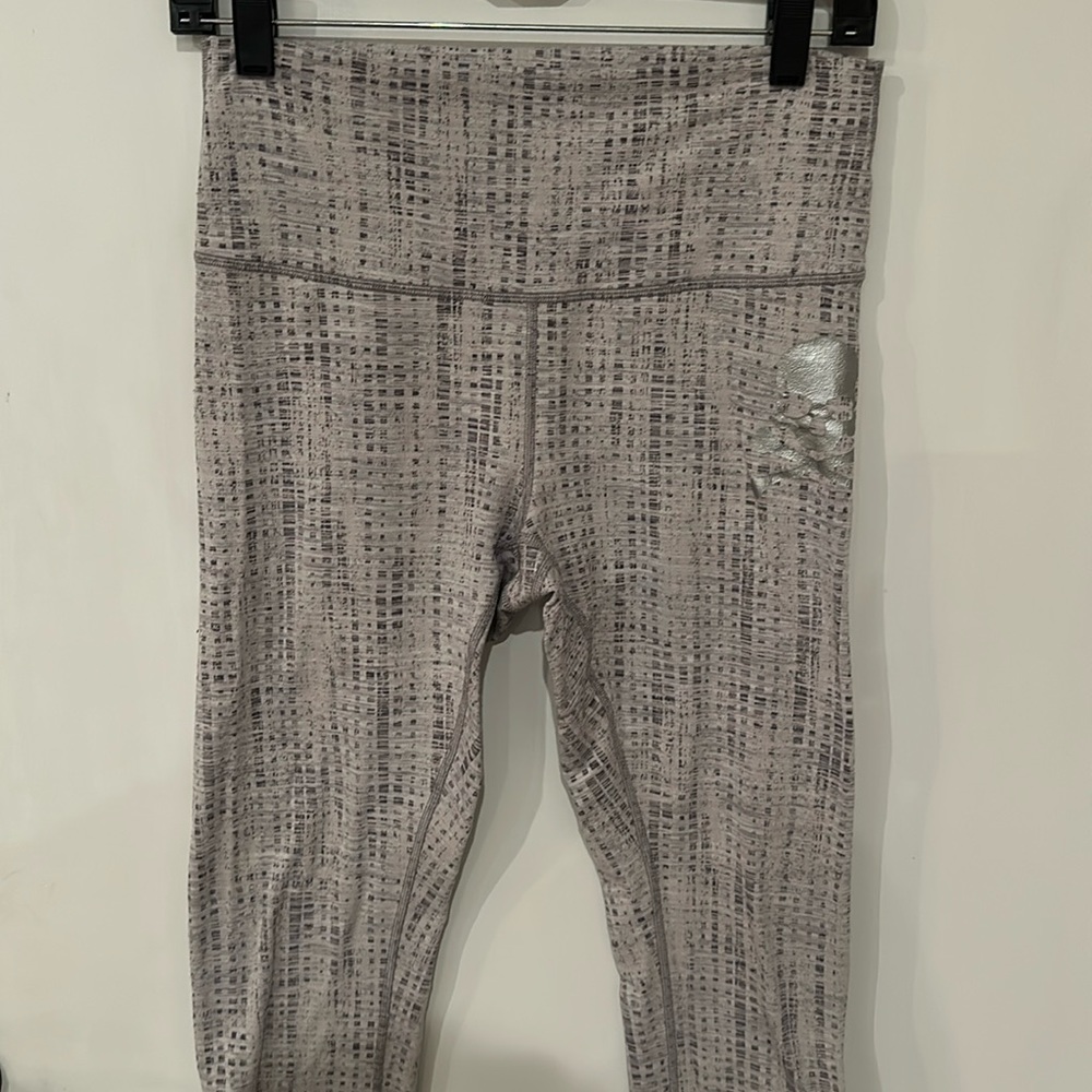 Lululemon Gray Checkered Leggings